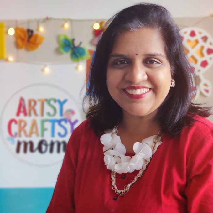 artsy craftsy mom- indian mom blogger